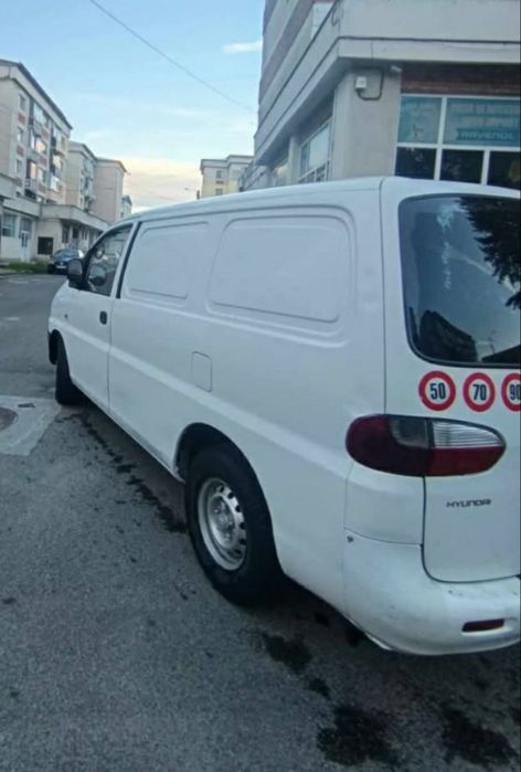 Vând sau schimb Hyundai H1