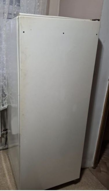 Продам холодильник 7000 тенге