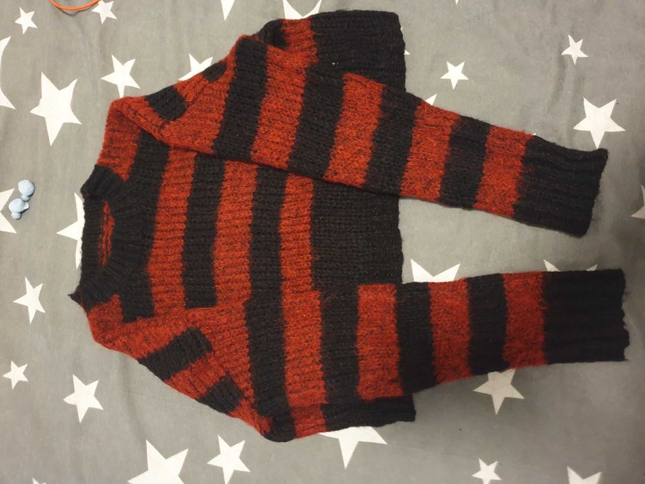 Bershka Кроп топ/суичър на райета пънк