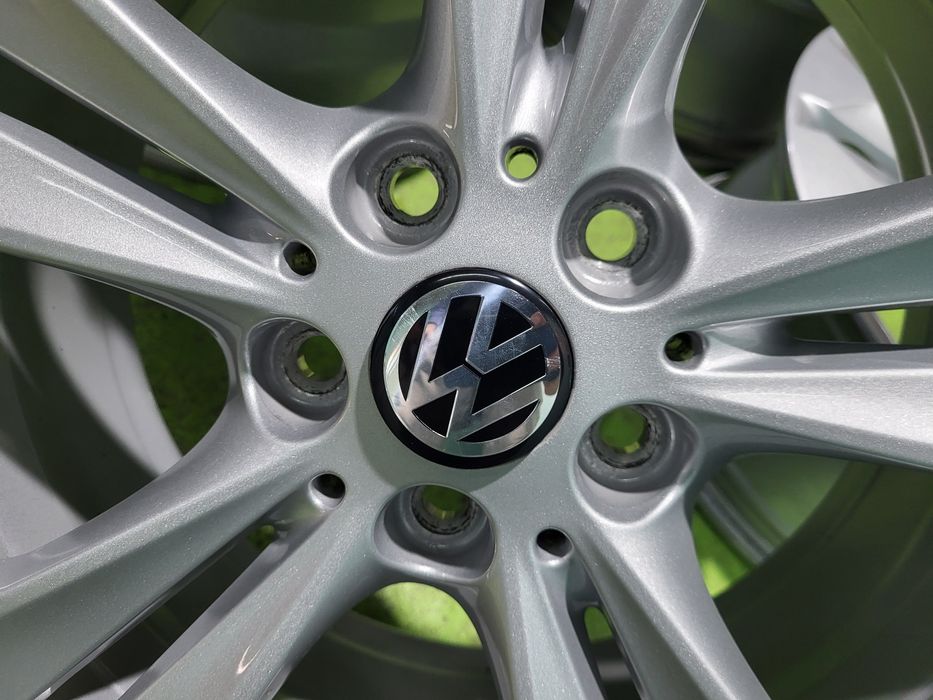 17 5x112 Vw Golf 5 6 7 atouran Caddy 5х112