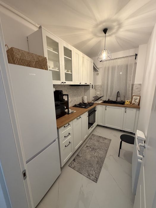 Apartament 2 camere de inchiriat , Preciziei , Militari