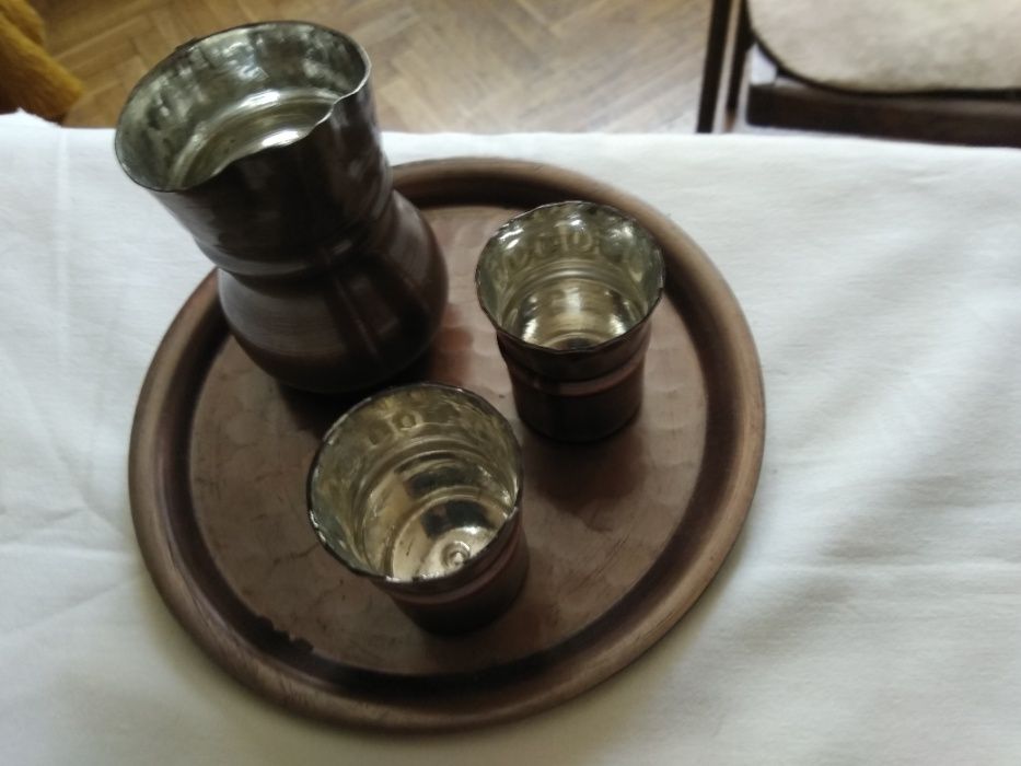 Продавам стари ретро  медни ДЖЕЗВЕТА, чаши и подноси