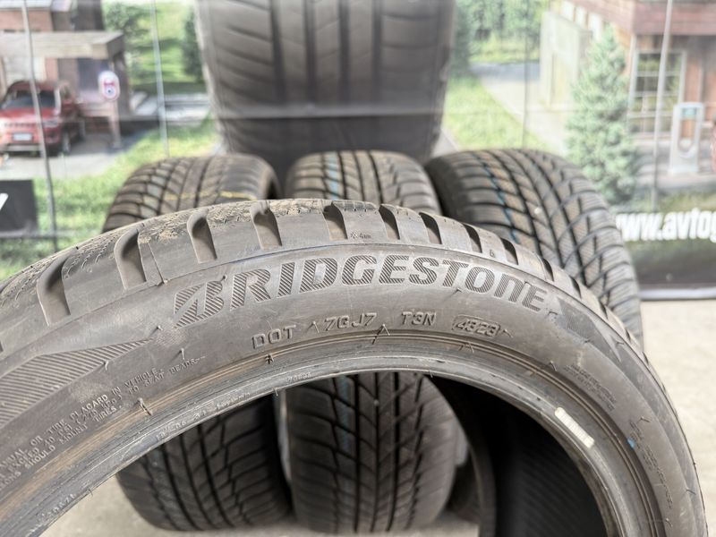225/45/18 BRIDGESTONE 4бр