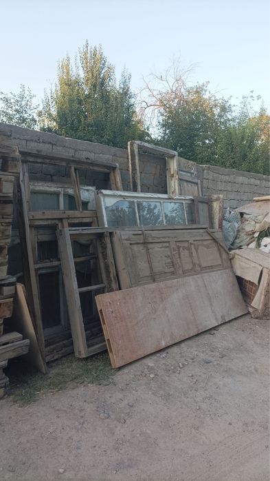 утин сотилади хаммаси