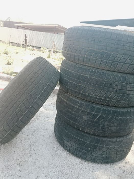 Зимни балон 215/55 R17