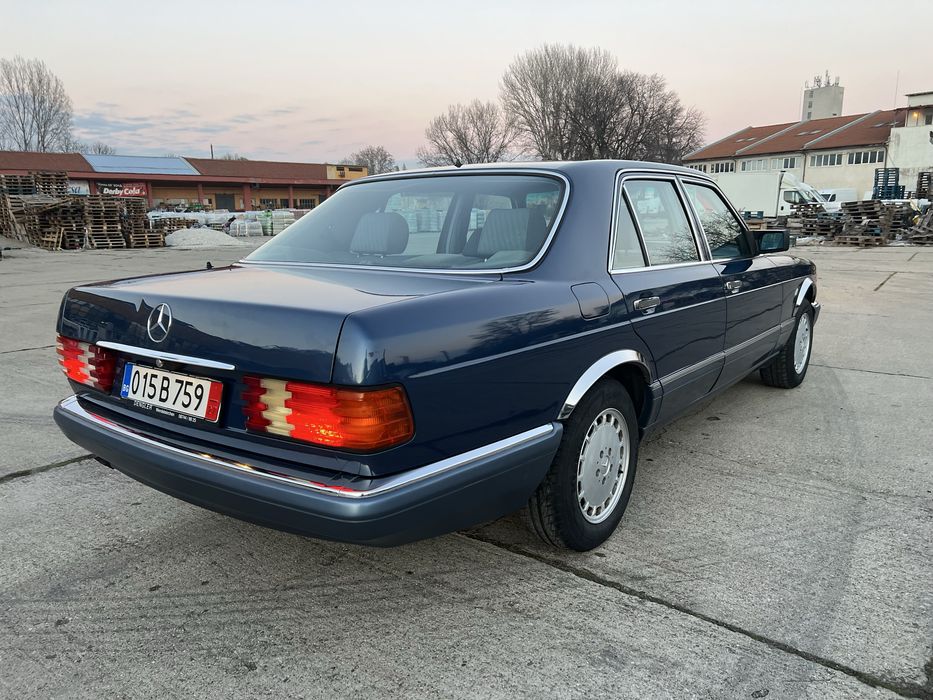 Mercedes Benz W126 300SE