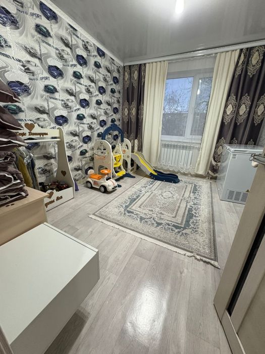 Продам трехкомнатную квартиру в городе Кандыагаш