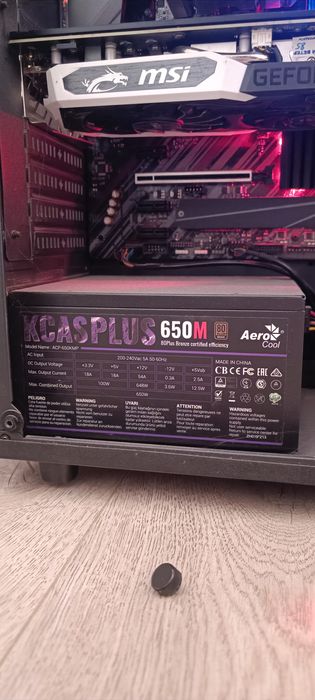 Продаю компуктер с более 100 курсами