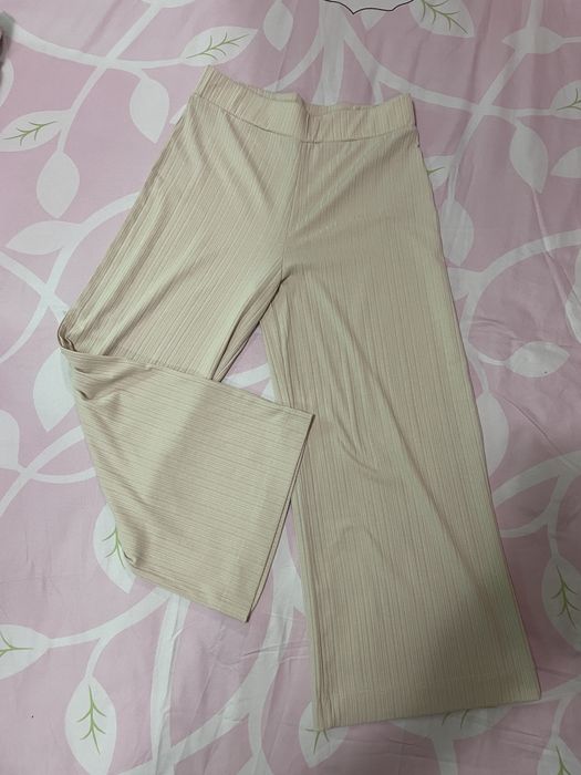 Pantaloni largi Collins