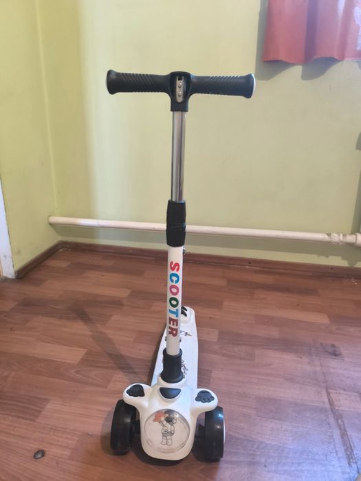 Самокат б/у 3000