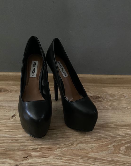 Steve Madden Черни токчета