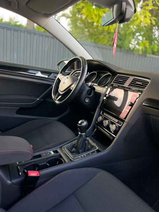VOLKSWAGEN Golf 2017 — imagine 3