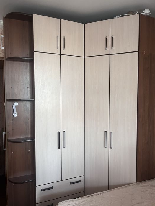 Спальный гарнитур