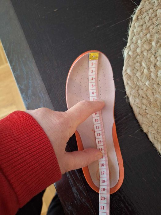 Sneakers Biomecanics 30