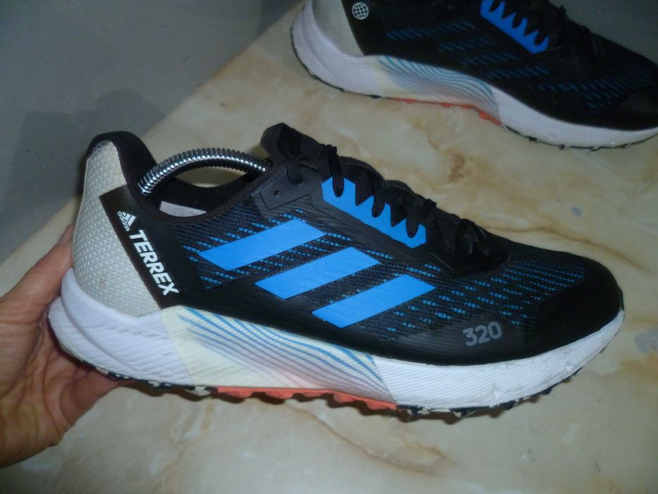 ADIDAS TERREX маратонки №45