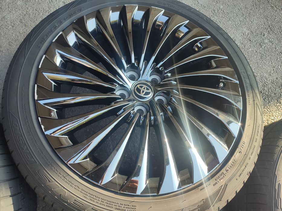 20" оригинални алуминиеви джанти за Lexus LS500/Toyota Highlander.
