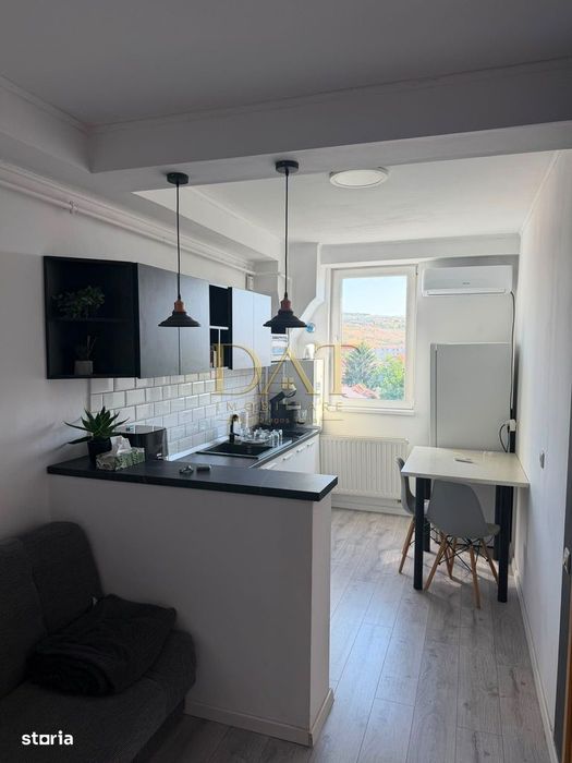 Apartament 2 camere | ansamblul Oasului | RENOVAT | etaj intemediar — fotografia 1