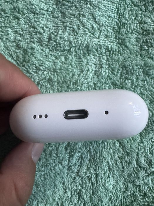AirPods 3 Pro белые