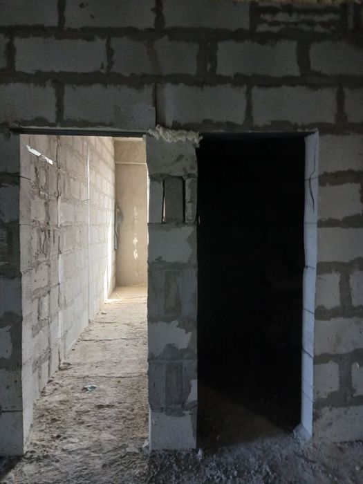 Квартира сотилади узимники 3 хоналик келиштириб бераман