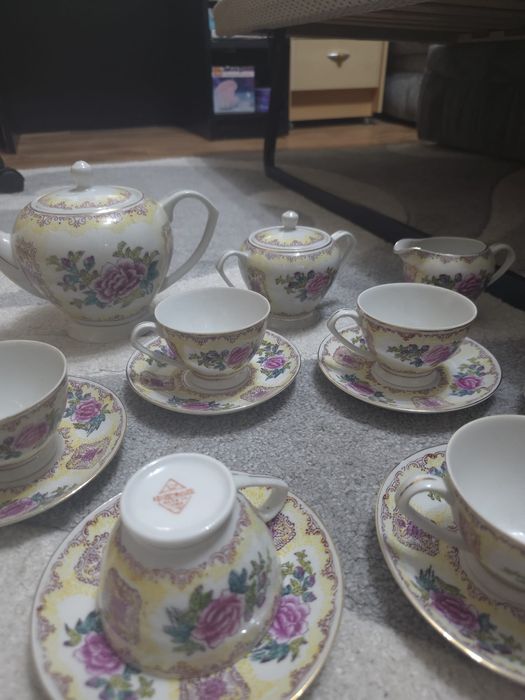 Serviciu de cafea si prăjitură din porțelan chinezesc