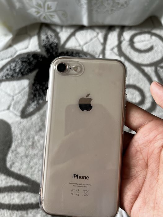 Продам iphone 8 идеал