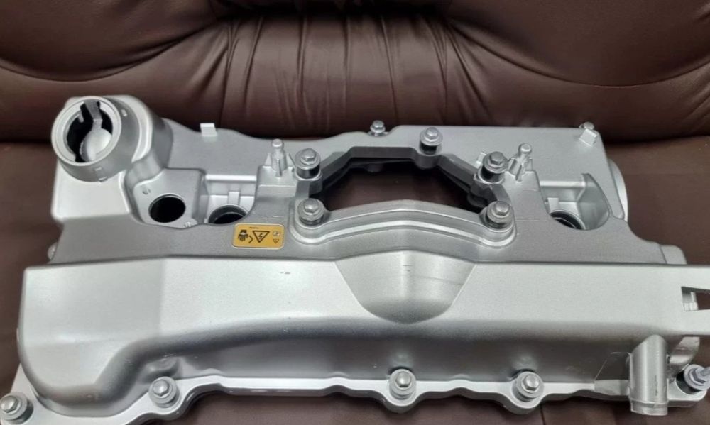 Алуминиев капак на клапаните BMW БМВ  3та 
N42B18/20