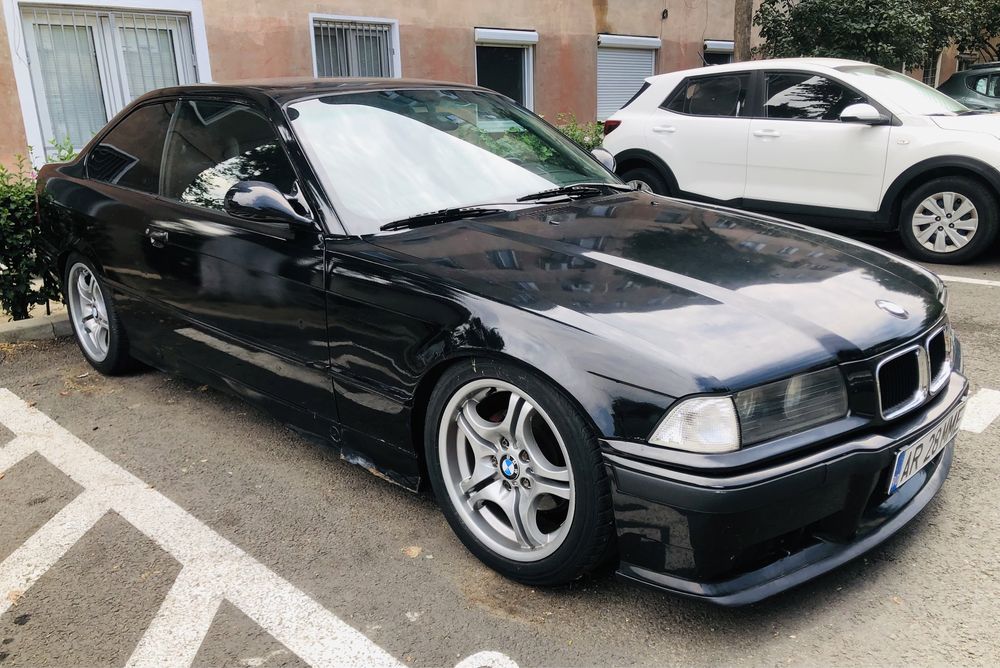 BMW 3 Series 1993 — imagine 2
