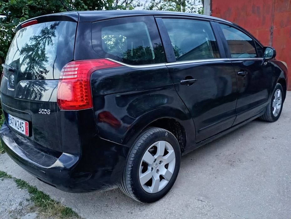 Peugeot  5008 1.6  hdi