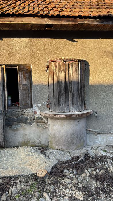 Casă cu  teren 1000 metri pătrați