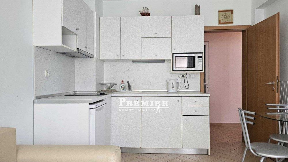Продава се Двустаен апартамент в Поморие - 48 кв.м за 903 €/кв.м - Снимка #2