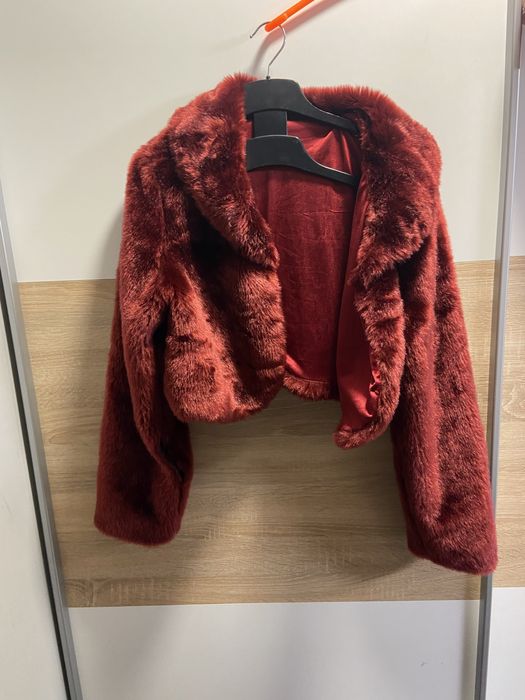 Haina de blana visinie