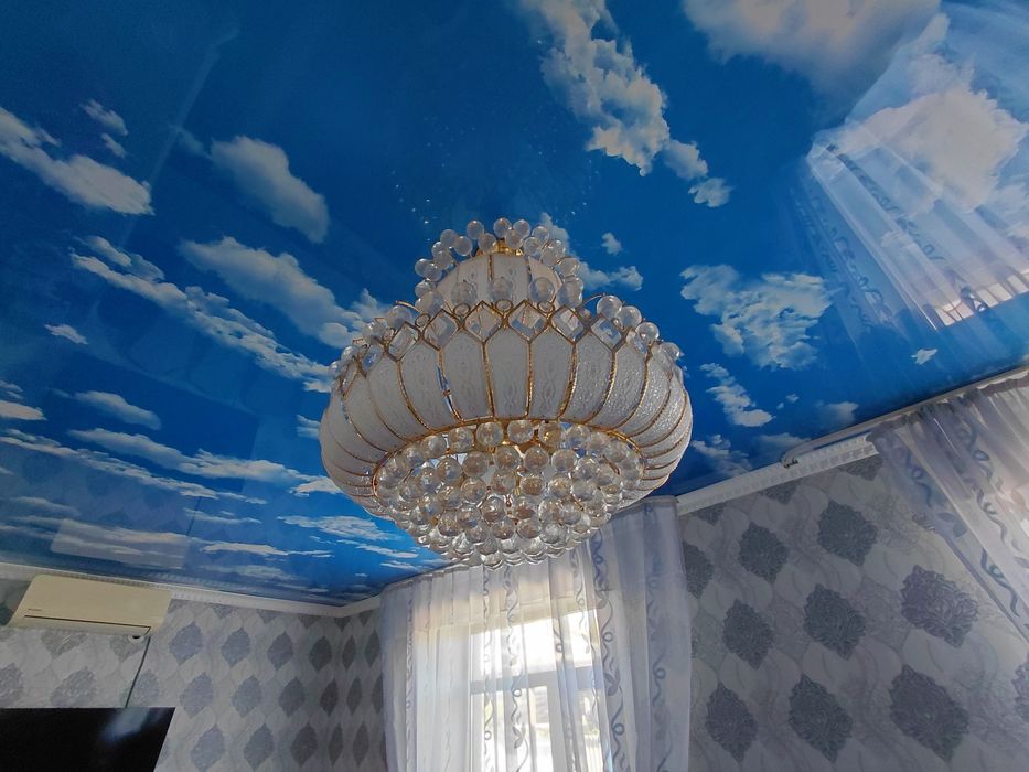 Продается люстра