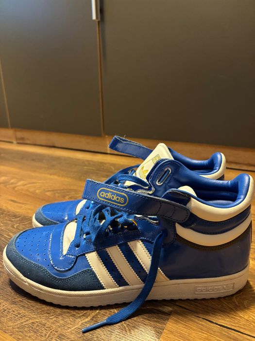 Vând o pereche de Adidas Concord utilizați