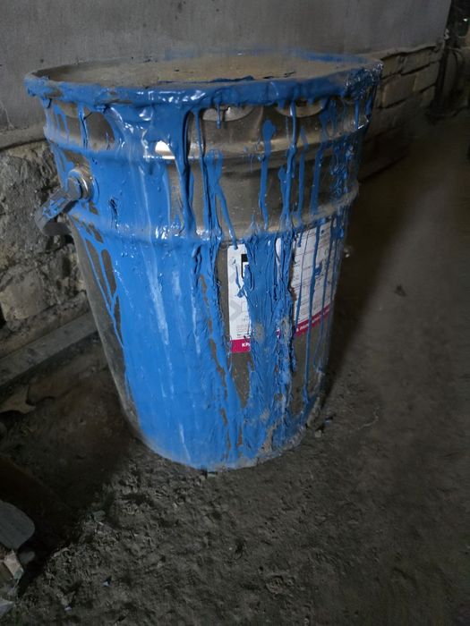 Kraska. ЭМАЛЬ MC-132  siniy svet temir kraska bor