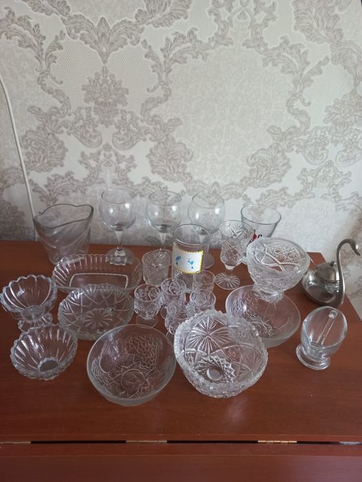 Продам посуды  стеклянные