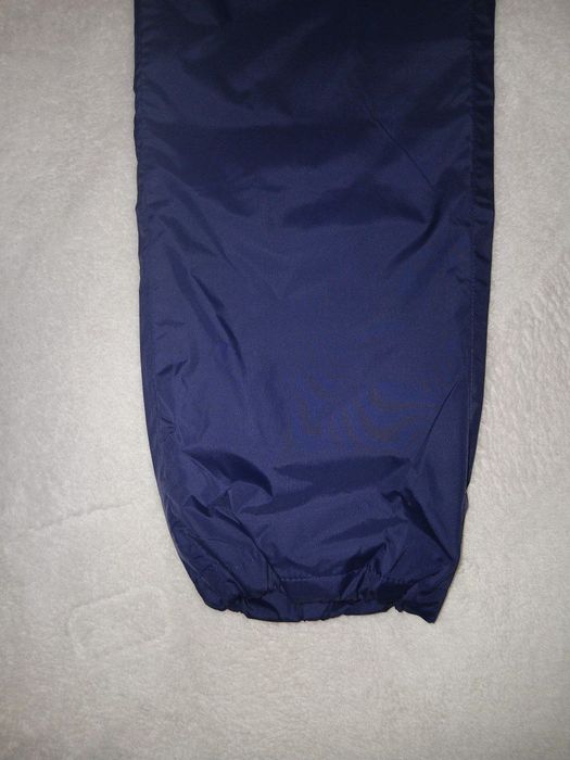 Лёгкие спортивные штаны от бренда Nike