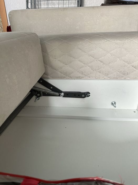 Диван почти новый