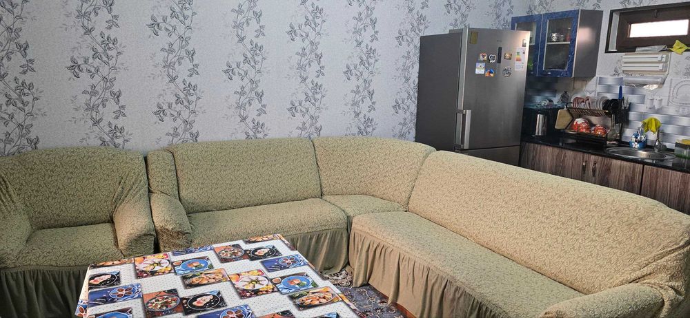 Продаётся  Уголок для зала  можно и на кухню тоже