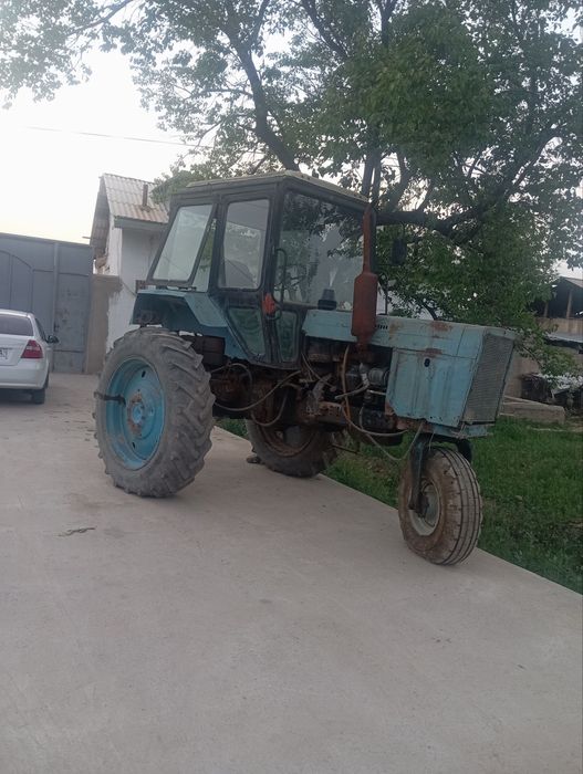 Traktor MTZ Sotiladi