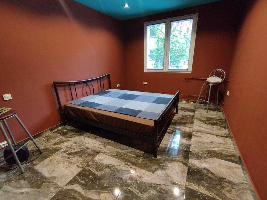 продавам 3-стаен апартамент в кв Изгрев