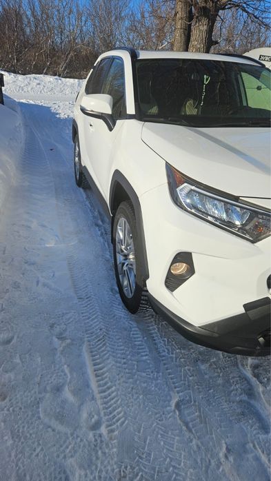 Продам авто Rav 4