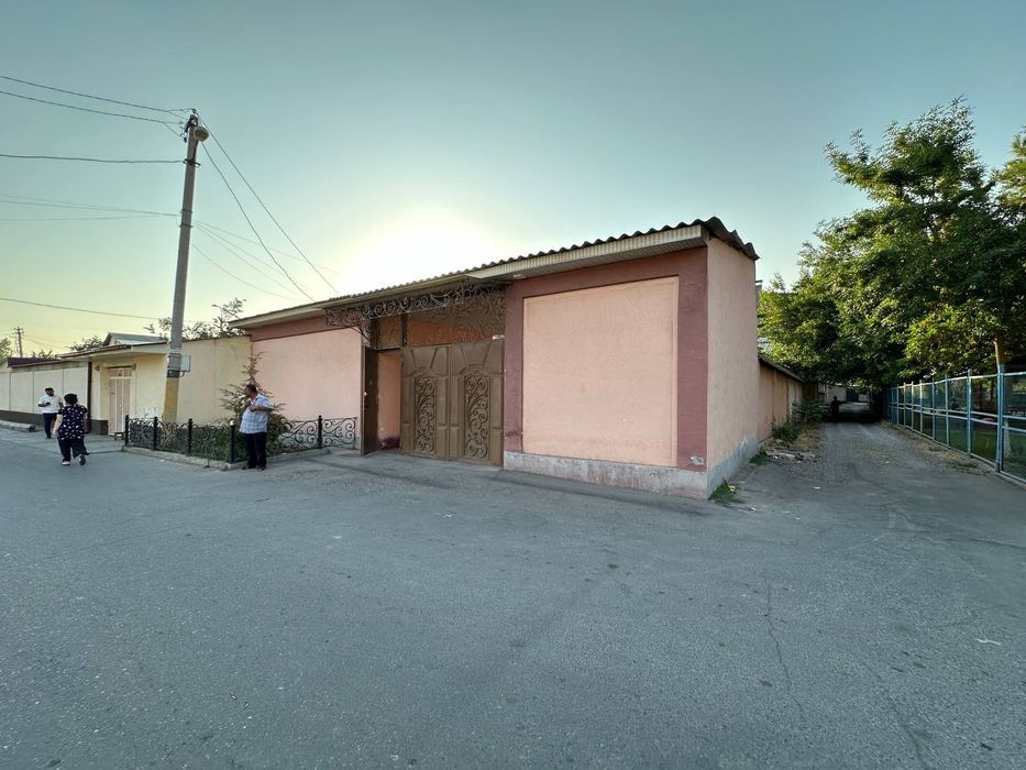 Яшнаобод район Жаркургон махаллада углавой учаска сотилади 6,4 сотихли