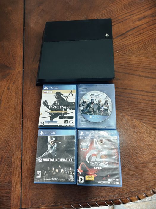 Продам Playstation 4 400гб