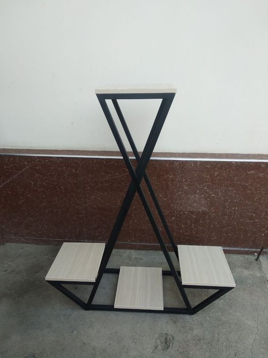 Подставка для цветов