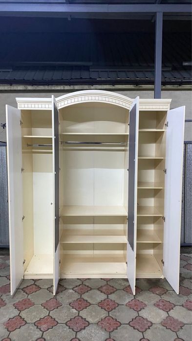 Спальный гарнитур+доставка