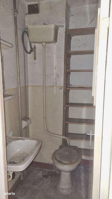 Apartament ultracentral 3 camere, balcon, 70mp