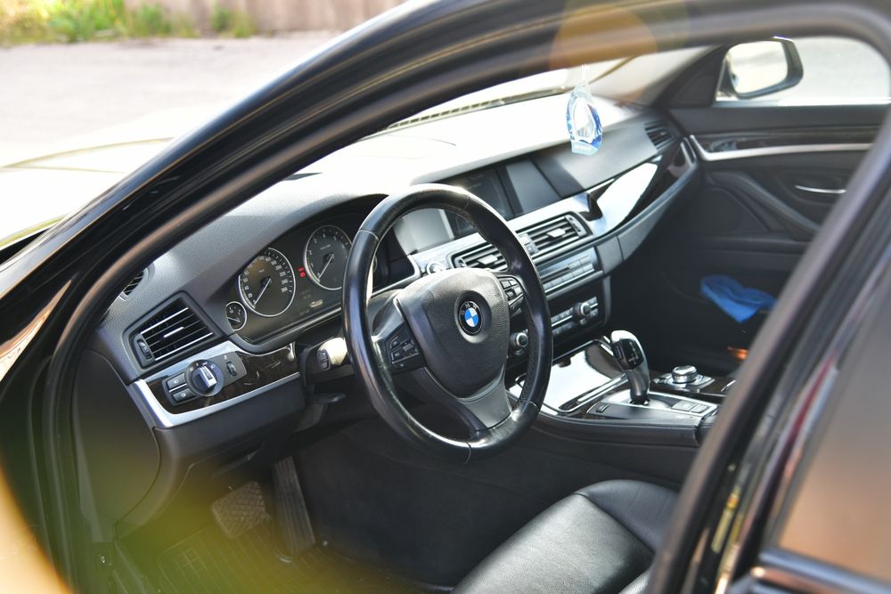 ///БМВ 530 3.0 ф10  BMW f10 523 204 ///