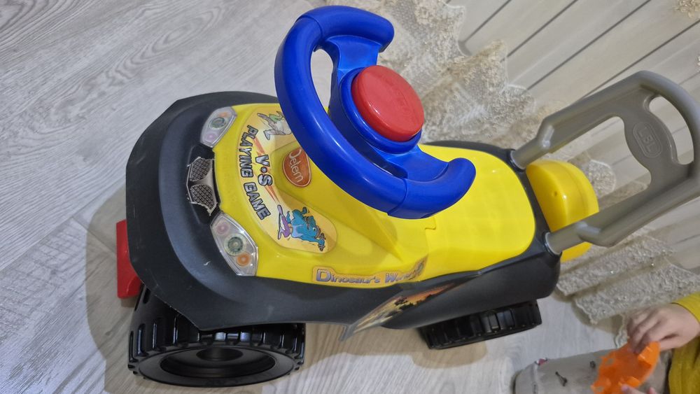 Продам машину для ребенка