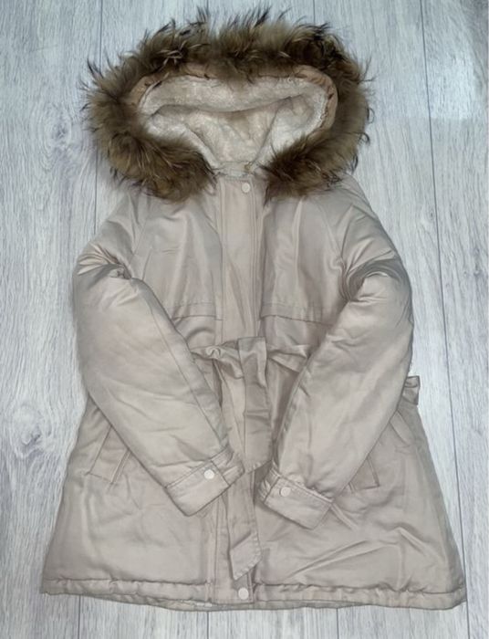 Продам женские куртки