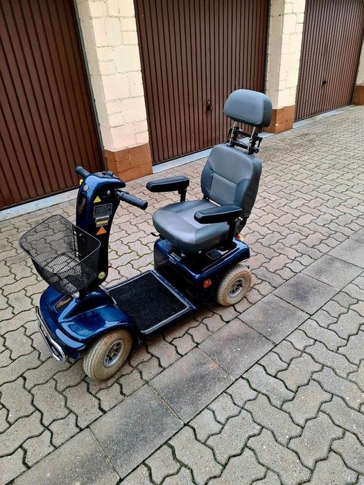Scuter Electric Pentru Persoane Cu Dizabilități